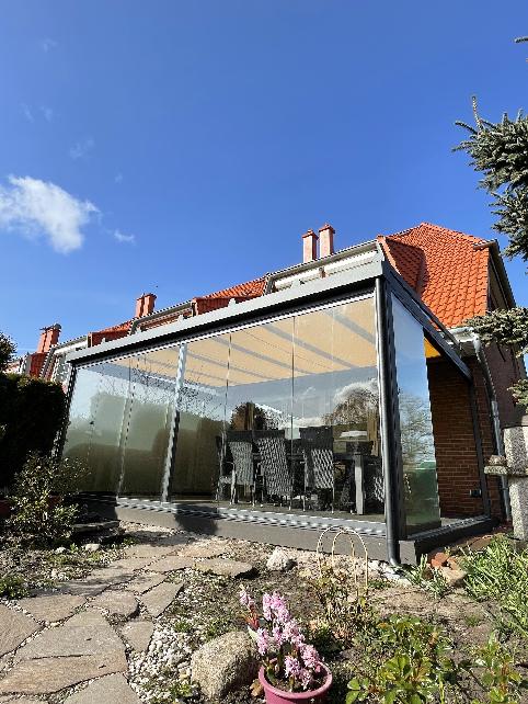 Solarlux Terrassendach mit Unterglasmarkise und PVC Terrasse, Pinneberg | Kahnes GmbH & Co. KG, Rellingen